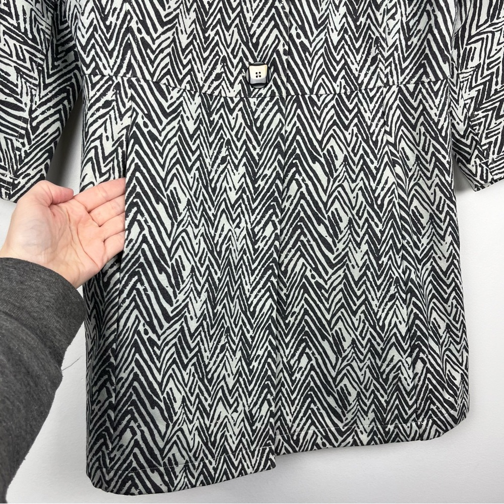 Cabi Zig Zag Ponte Knit Jacket style #3034 - Picture 5 of 11